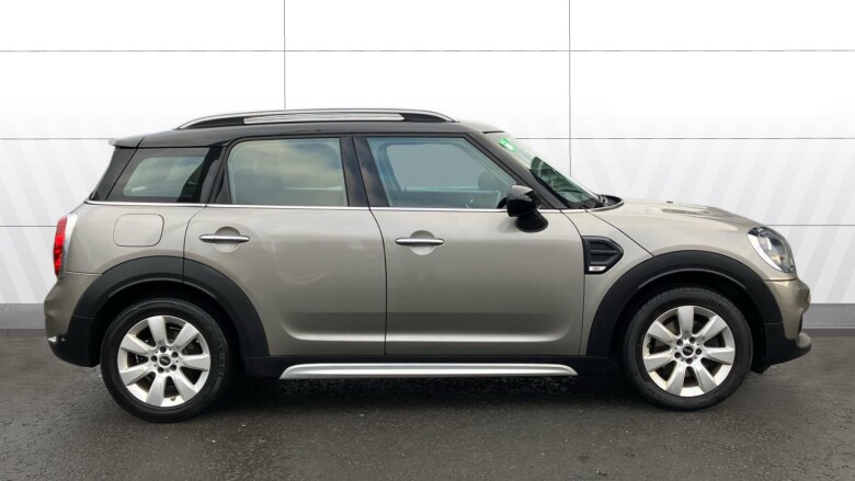 MINI Countryman 1.5 Cooper Classic 5dr Petrol Hatchback